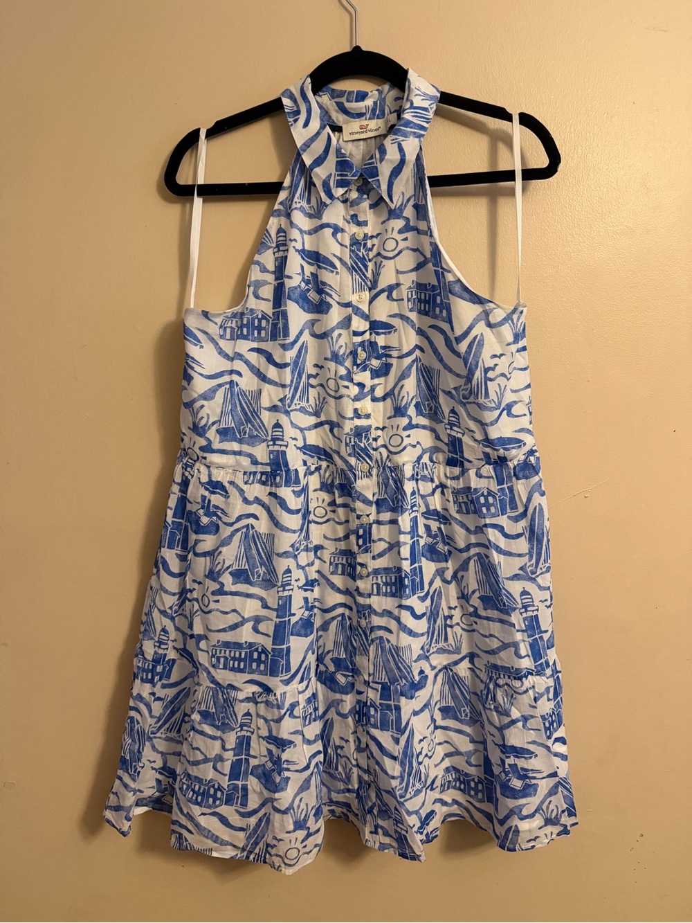 Vineyard Vines White Top with Blue Print and Pink Logo